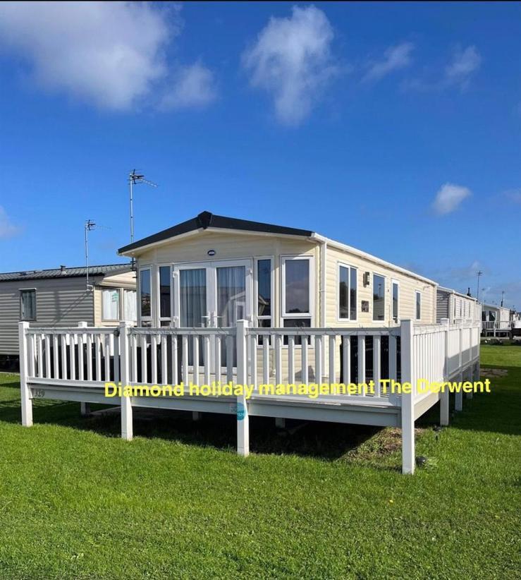 The Derwent Villa Prestatyn Bagian luar foto